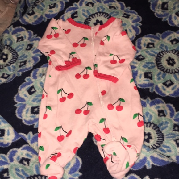 Preemie pjs - Picture 3 of 4